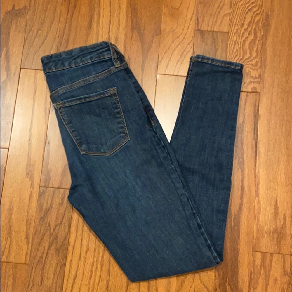 Old Navy Rockstar jeans size 2
